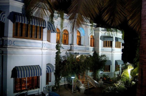 Отель Hotel Aram  Джамнагар